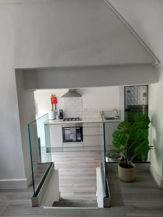 No 27 Apartment *
